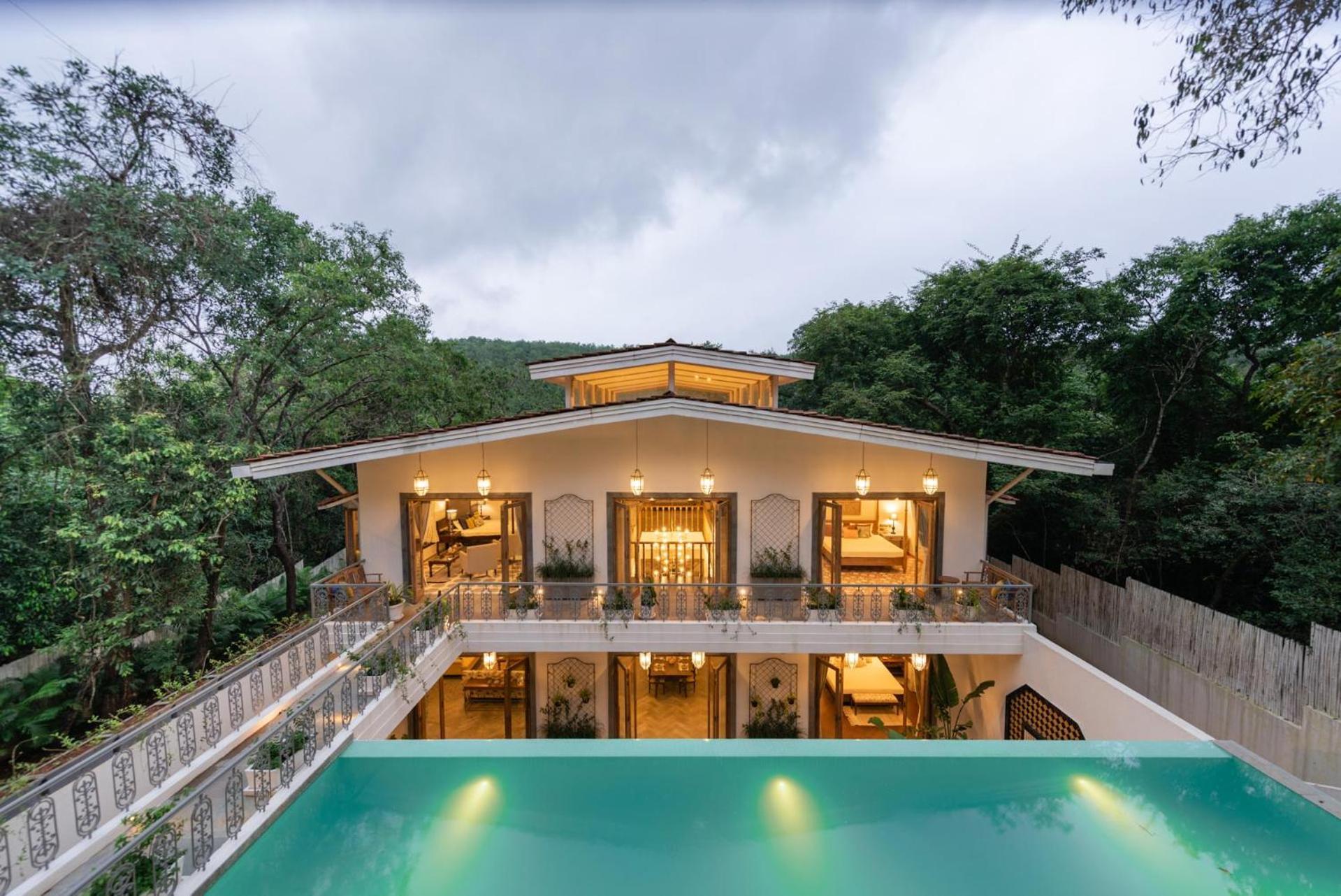 Lohonostays Estate De Escobar Старый Гоа Экстерьер фото